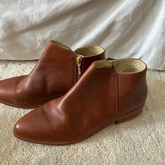 Nisolo branded leather booties - Picture 2 of 7